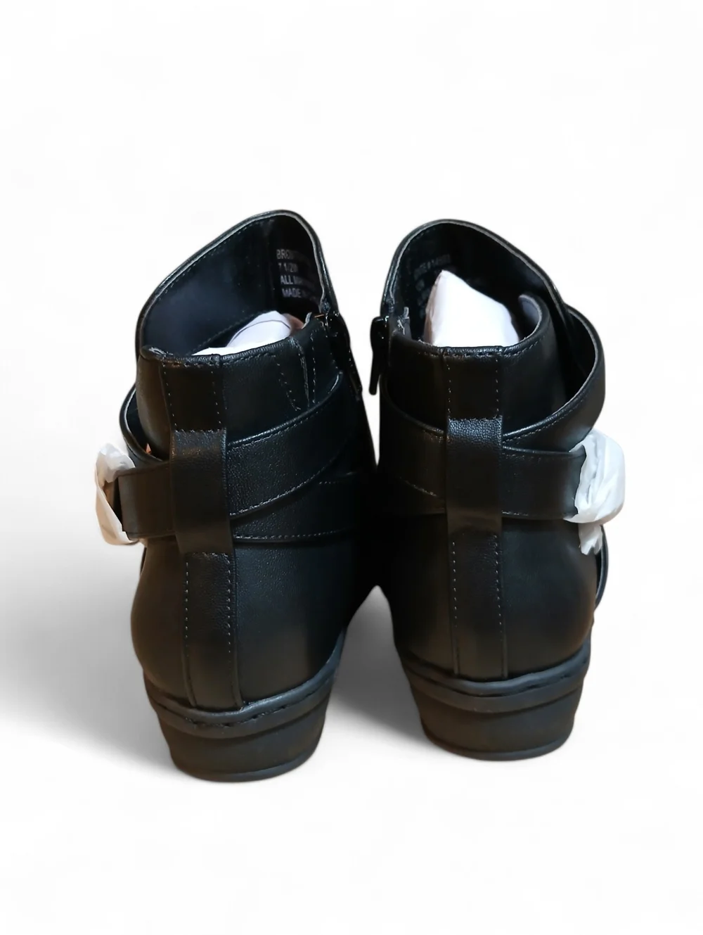 NEW-Comfortview Women's Size 7.5 Black Ankle Boot with Crossover Strap